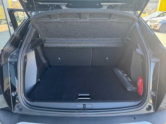 Peugeot 2008 1.2 PureTech 130 CV ALLURE