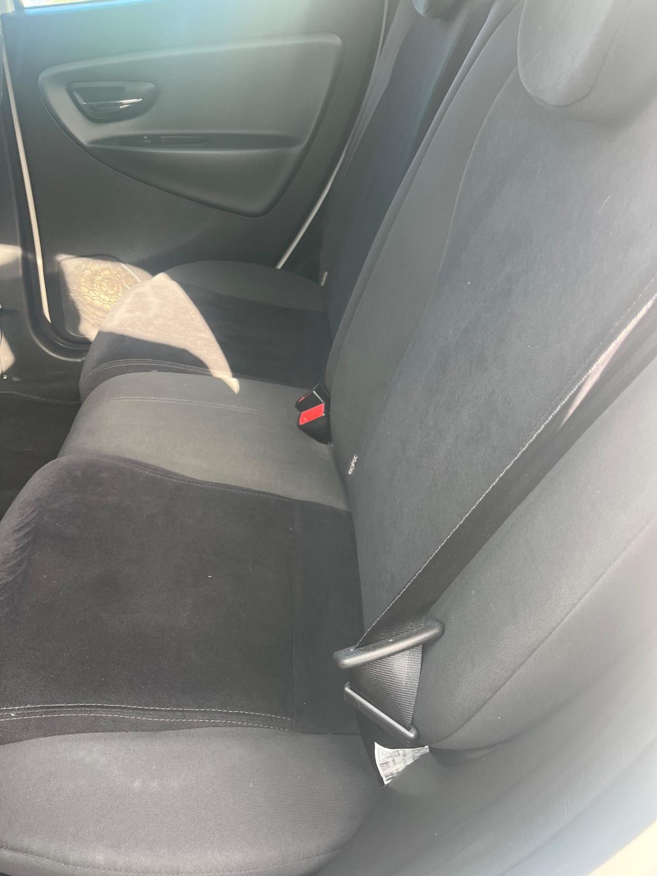 Lancia Ypsilon 1.3 MJT 16V 95 CV 5 porte S&S Gold