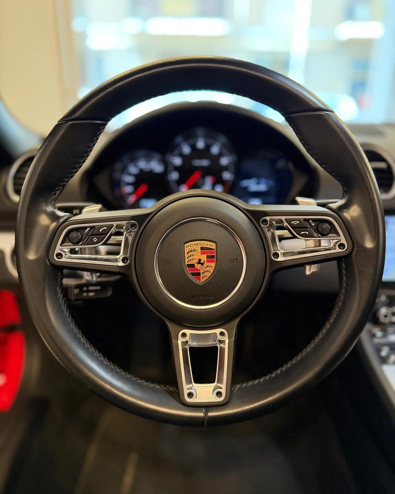 Porsche 718 Spyder Boxster 2.0