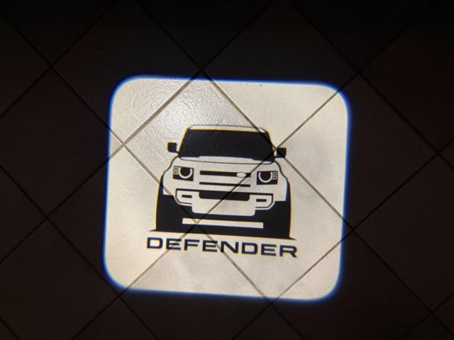 LAND ROVER Defender 110 3.0D I6 200 CV AWD Auto X-Dynamic SE TETTO PAN