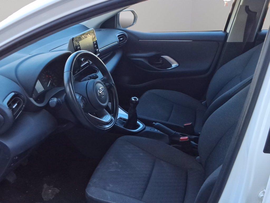 TOYOTA Yaris 1.0 active del 2023