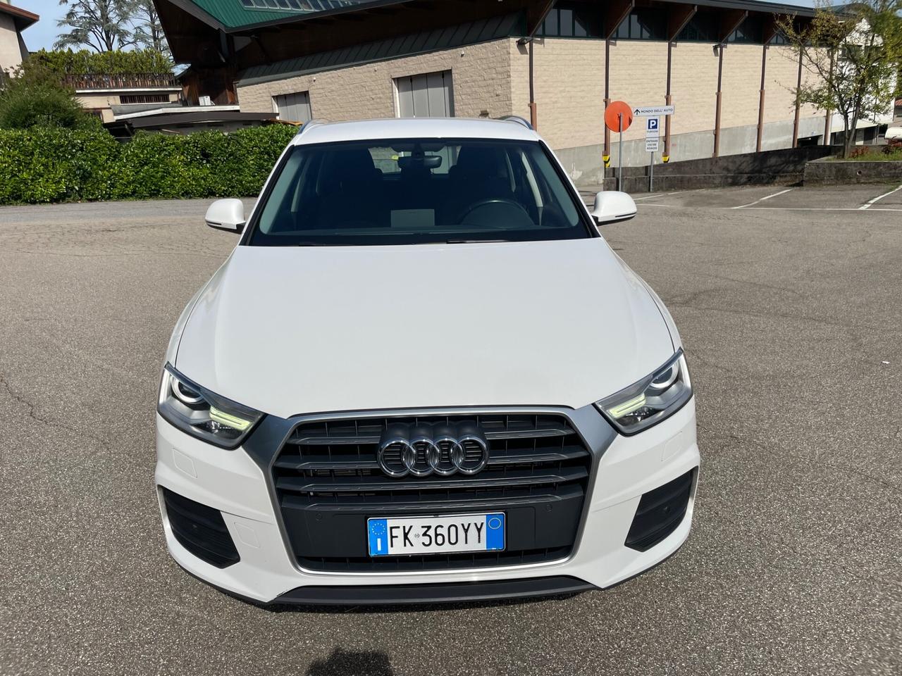 Audi Q3 2.0 TDI 150 CV S tronic Business