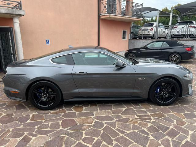 FORD Mustang Fastback 5.0 V8 aut. GT