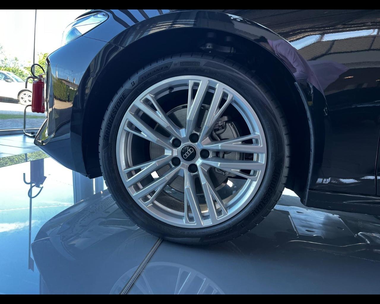 AUDI A5 AVANT TFSI MHEV S-TRONIC BUSINESS ADVANCED