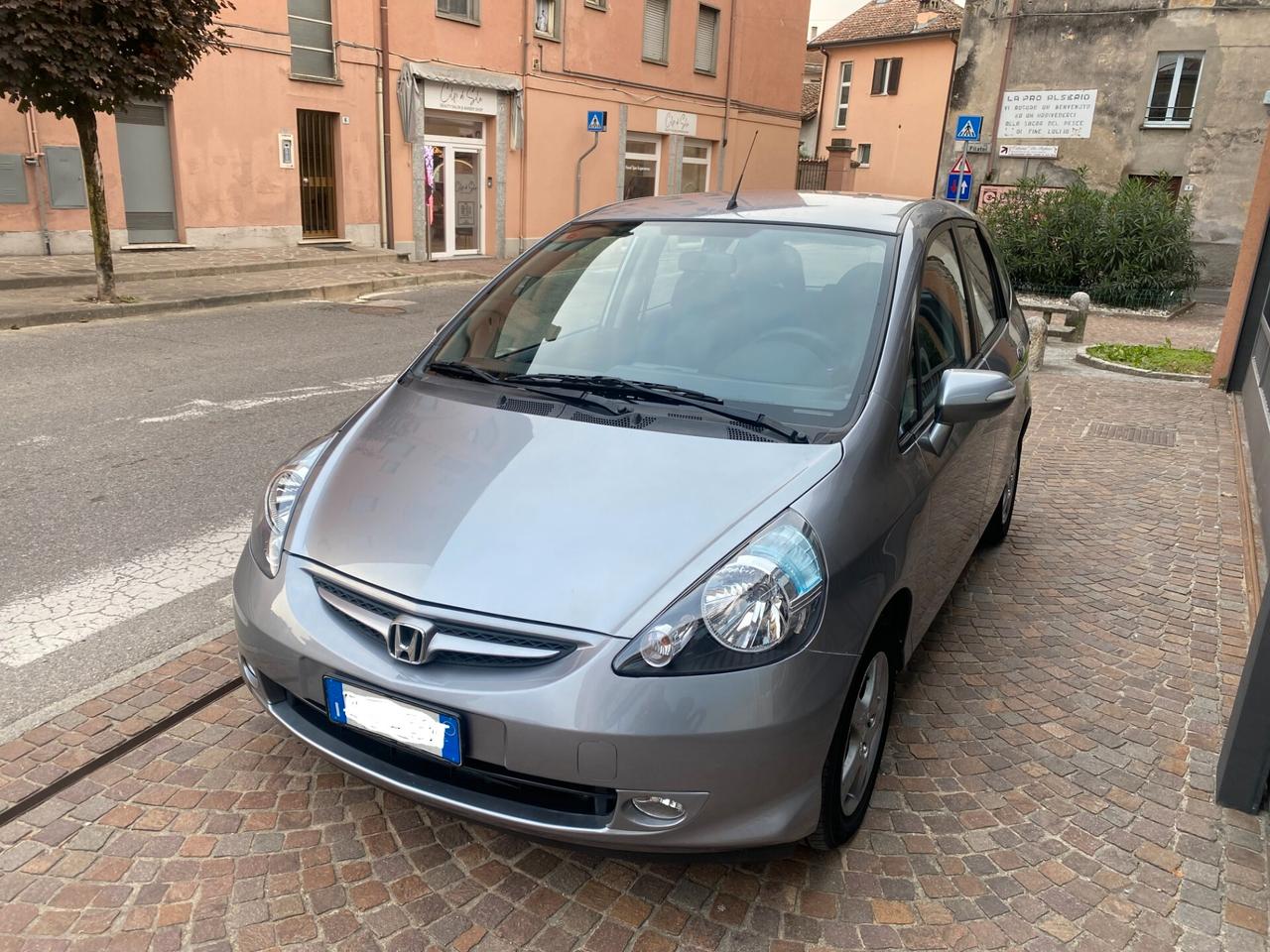Honda Jazz 1.4 i-DSi Graphite VSA