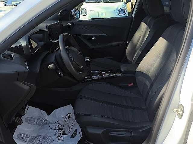 Peugeot 2008 PureTech 100 S&S Allure