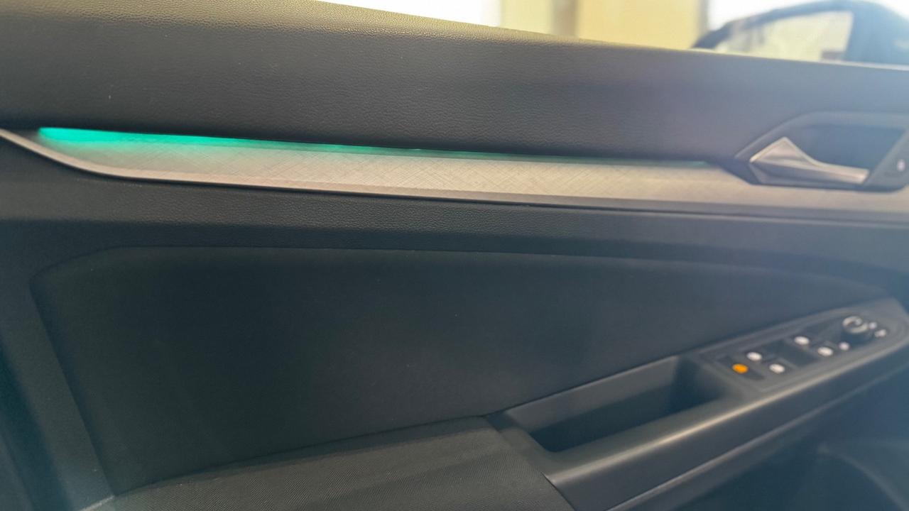 Volkswagen Golf 2.0 TDI 150 CV DSG SCR