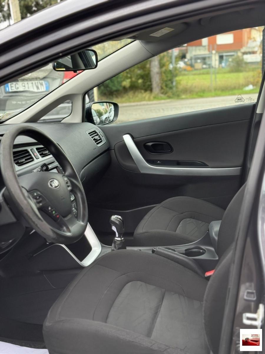 KIA - cee'd - 1.6 CRDi 110CV 5 porte Cool