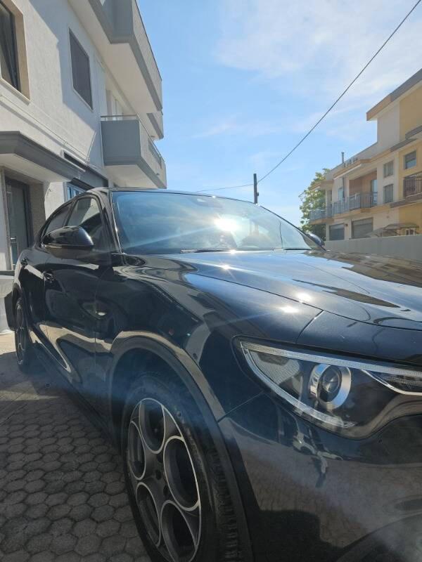 Alfa Romeo Stelvio 2.2 t Super rwd 160cv auto