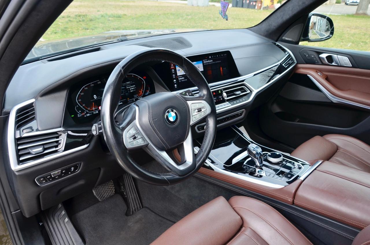 BMW X7 XDRIVE30d INDIVIDUAL COMPOSITION 265cv AUT 7 POSTI, SERVICE BMW, TETTO, HI-FI HARMAN & KARDON, FARI LASER, SOSPENSIONI, PERMUTE