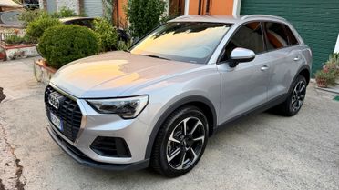 Audi Q3 35 TDI S tronic Business Advanced