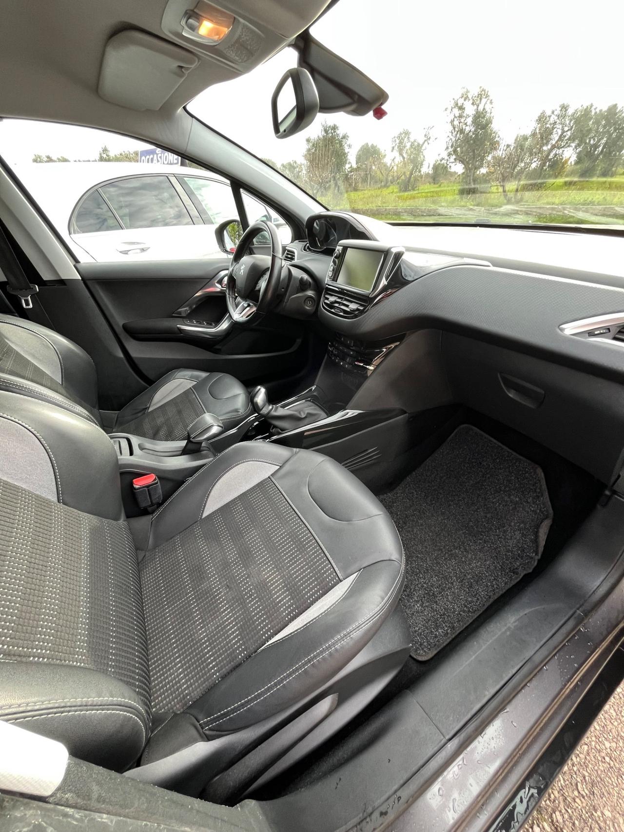 Peugeot 2008 BlueHDi 100 Active