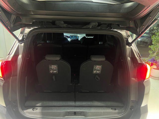 PEUGEOT 5008 BlueHDi 130 S&S EAT8 Allure Pack da?259,00 mensili