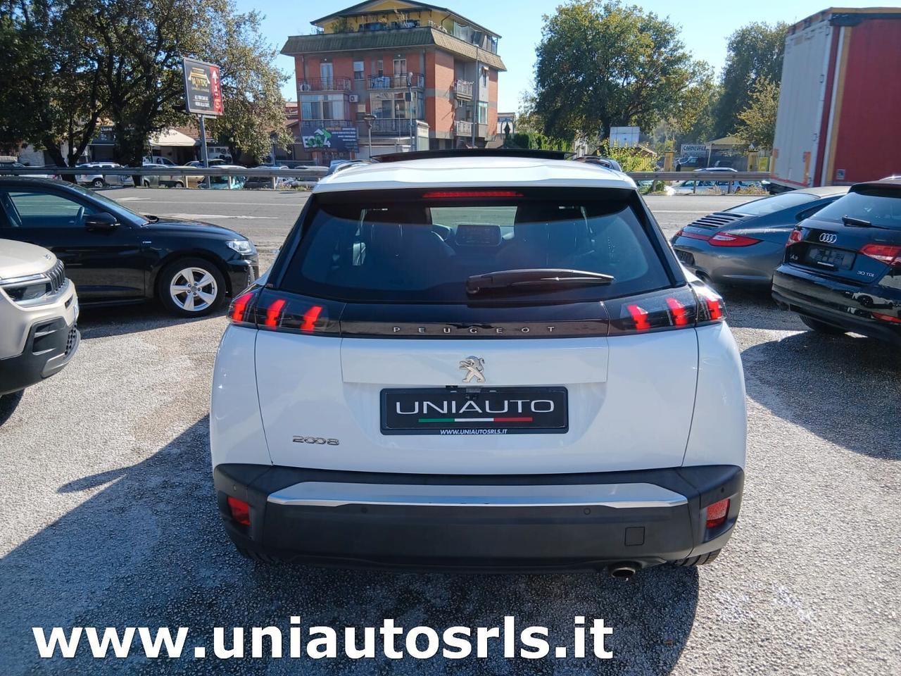 Peugeot 2008 BlueHDi 130 S&S EAT8 Allure Navi Pack