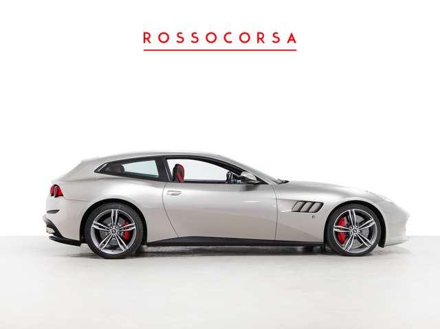 Ferrari GTC4 Lusso V12 - Tailor Made