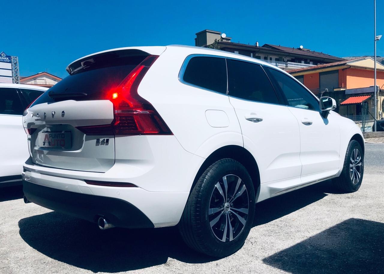 Volvo XC60 B4 (d) AWD Geartronic HYBRID 60MILA KM