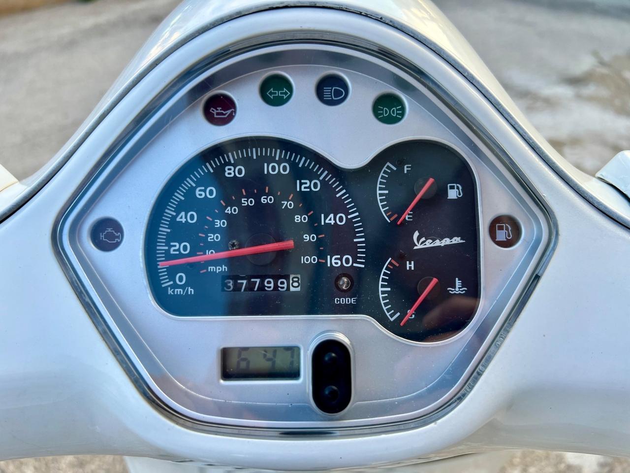 Piaggio Vespa 300 GTS I.E.