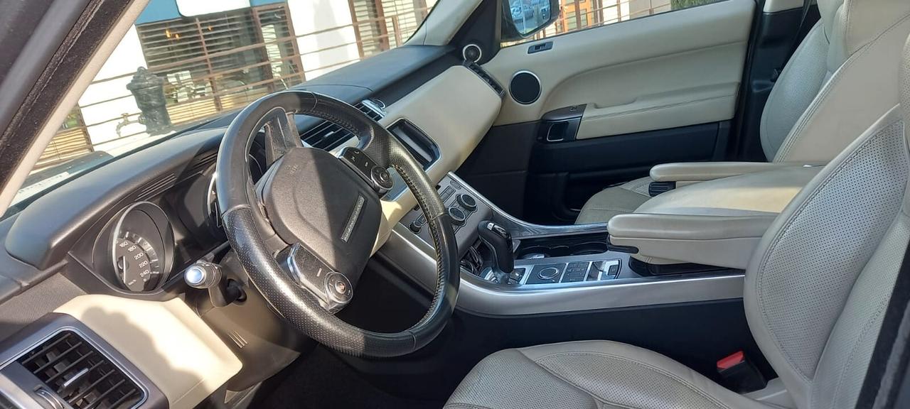 Land Rover Range Rover Sport Range Rover Sport 3.0 TDV6 HSE