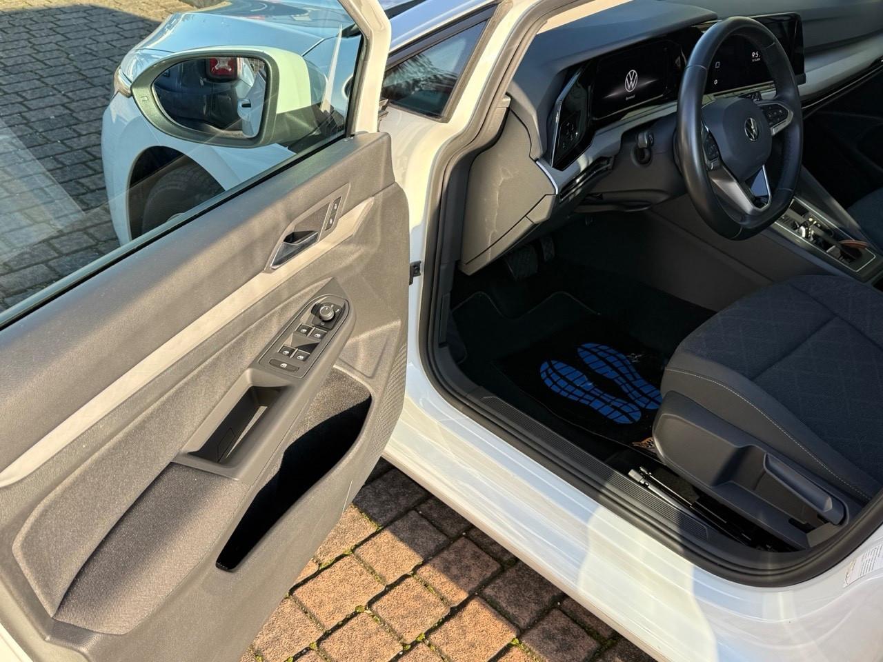 VW Golf 2.0 TDI SCR DSG Life 2022 PREZZO REALE