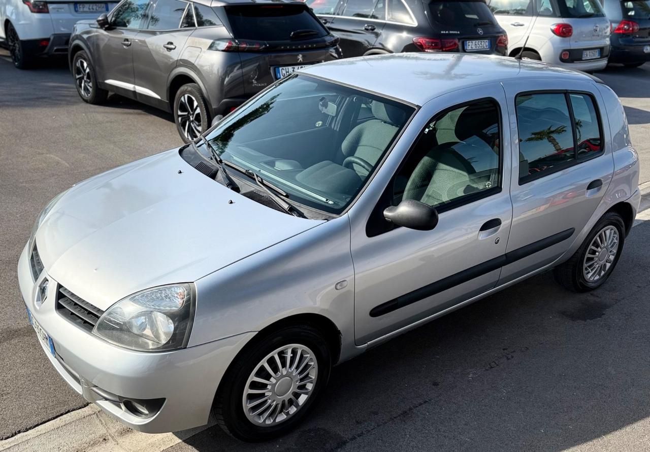 Renault Clio Storia 1.2 5 porte GPL Confort