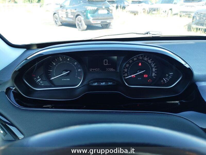 Peugeot 208 I 2015 Benzina 5p 1.2 puretech Access gpl 82cv