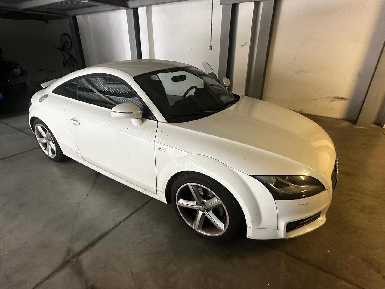 Audi TT Coupé 1.8 TFSI Advanced plus