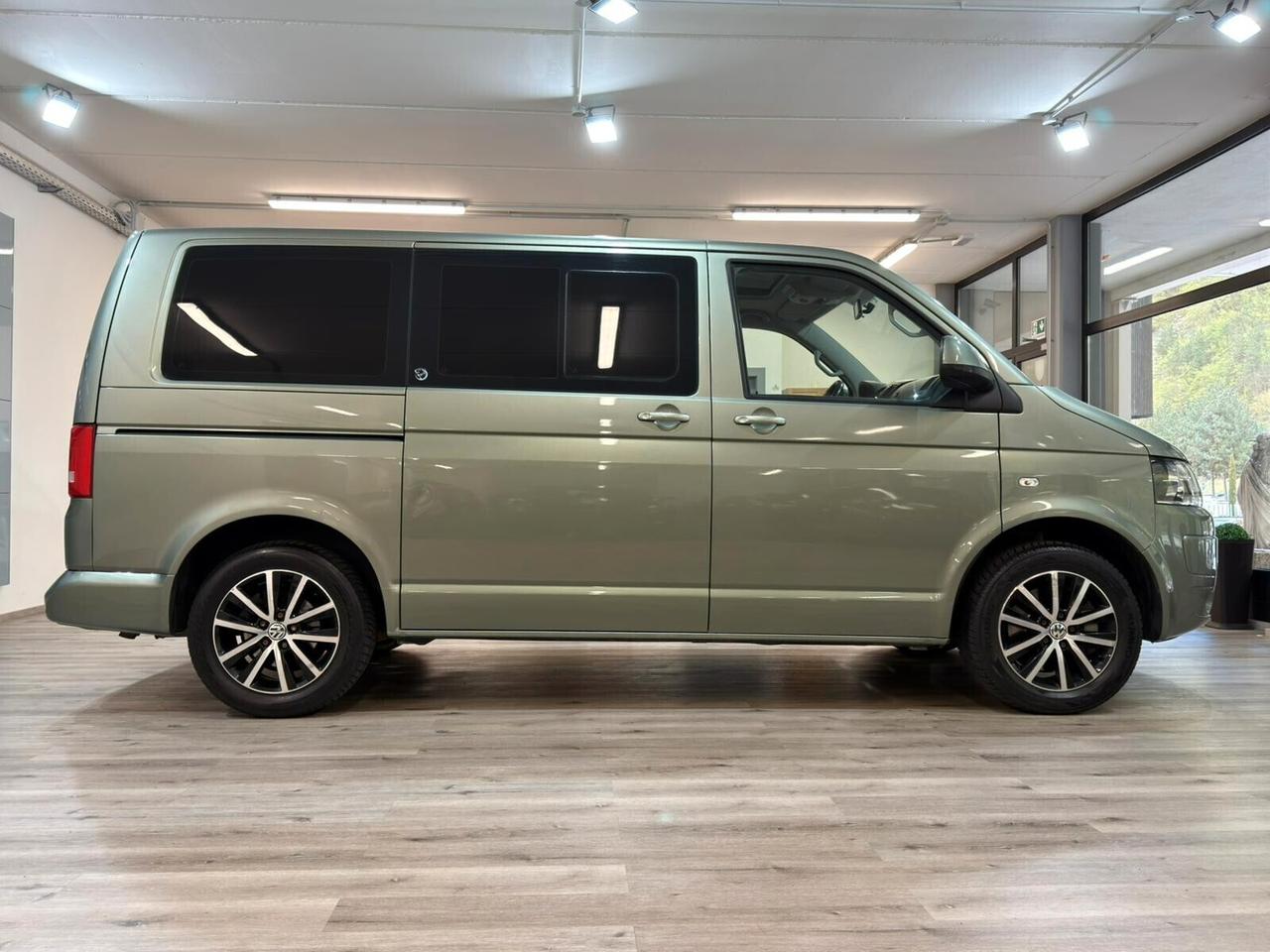 VOLKSWAGEN MULTIVAN T5 2.0biTDI 180cv 7POSTI