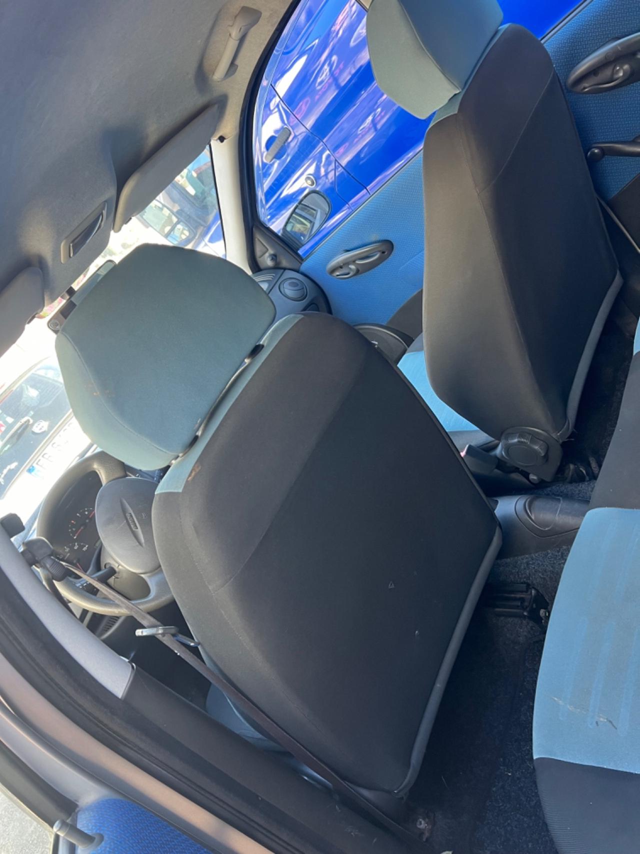 Fiat Punto 1.2i cat 5 porte EL