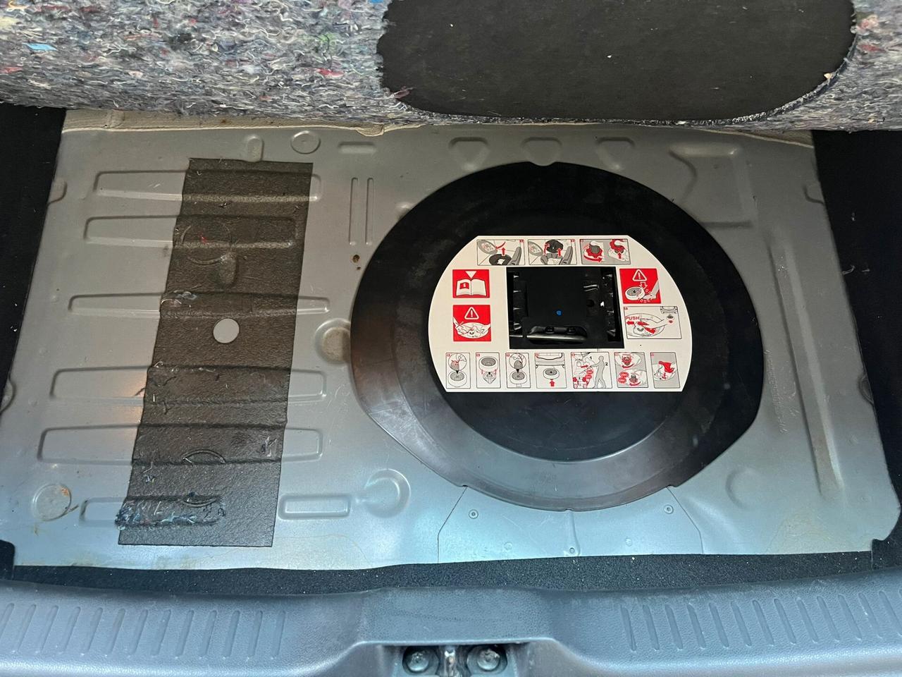 Renault Clio dCi 8V 90 CV Moschino ok neopatentati