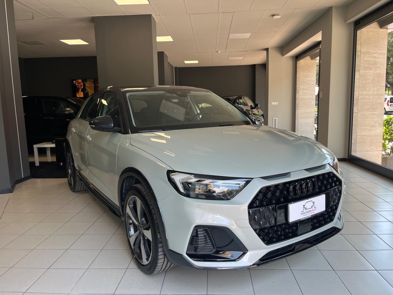 Audi A1 allstreet 30 TFSI S tronic Identity Contrast