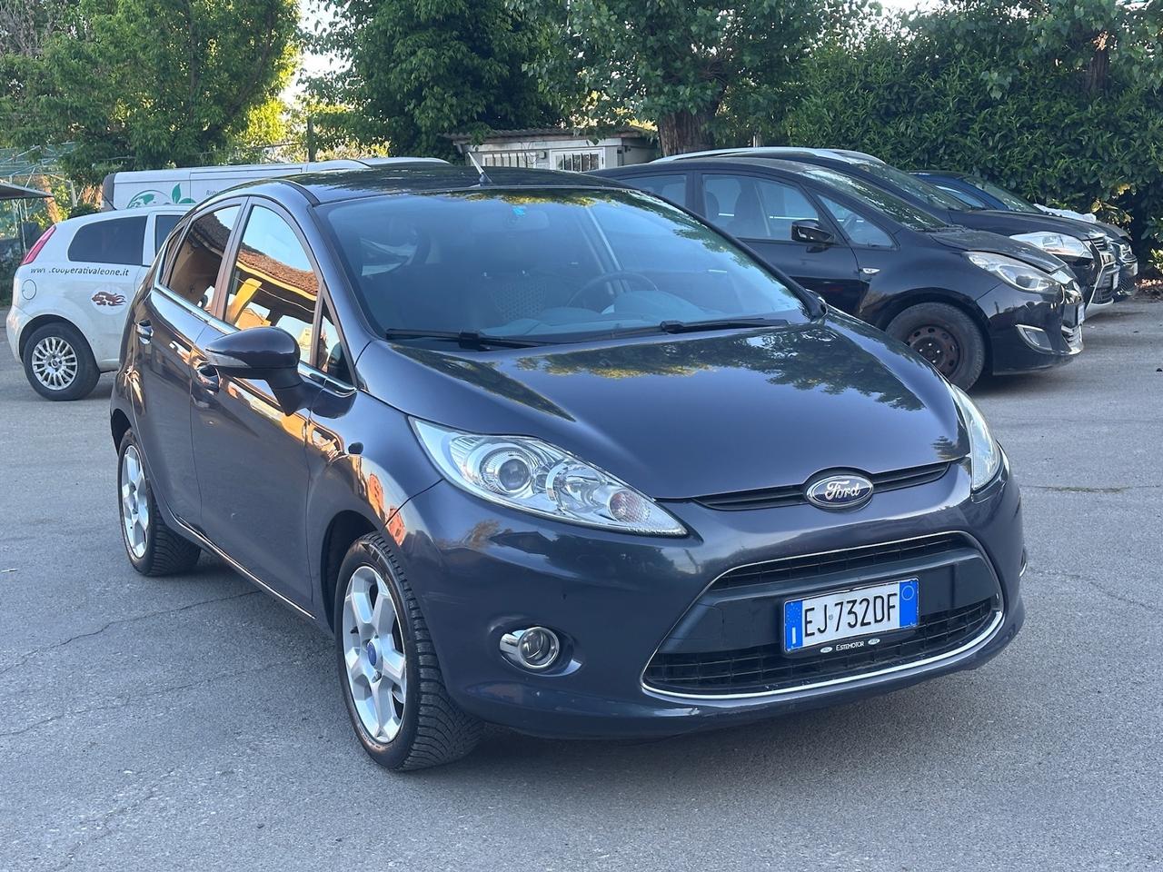 Ford Fiesta 1.4 TDCi 70CV 5 porte Titanium