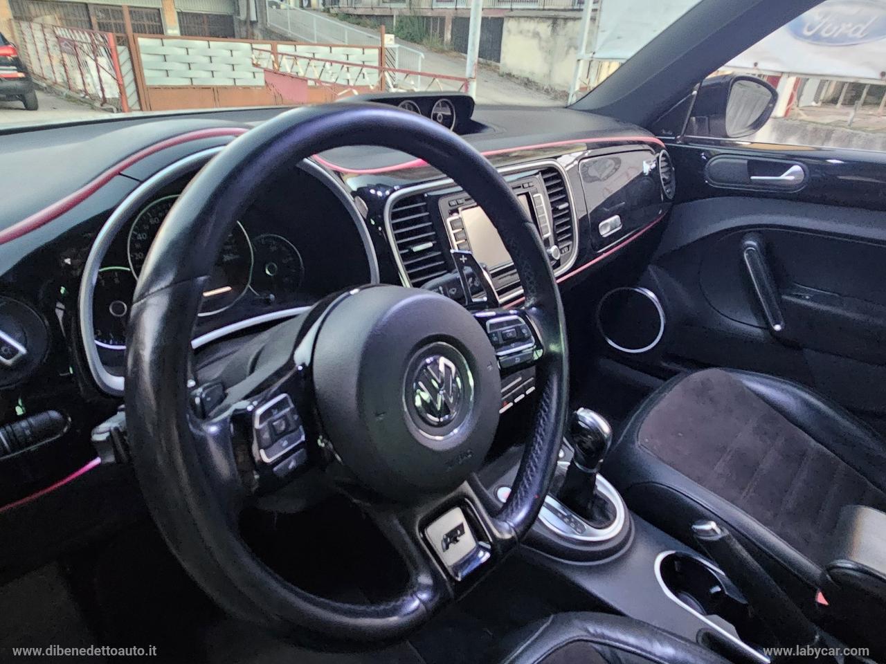 VOLKSWAGEN Maggiolino 2.0 TSI DSG Sport