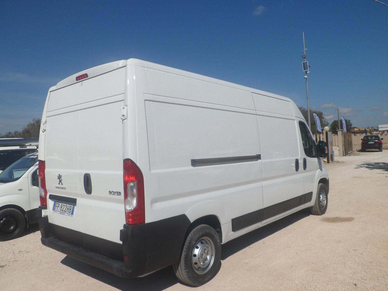 Fiat Ducato furgone lungo