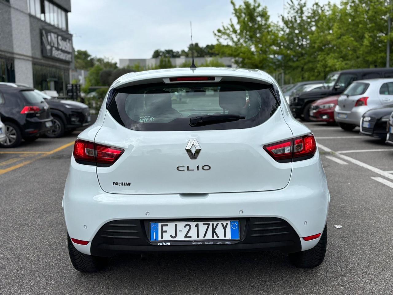 Renault Clio 1.2 75CV 5 porte Zen