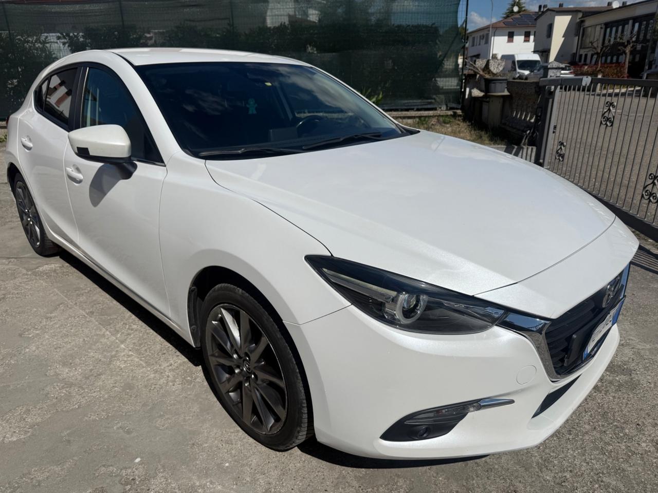 Mazda 3 1.5 Skyactiv-Diesel Euro 6B 11/2017 FULL