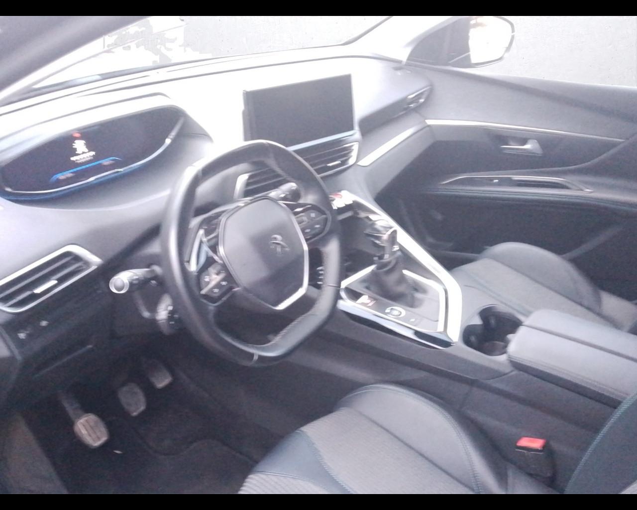 PEUGEOT 3008 2ª serie - 3008 BlueHDi 130 S&S Allure