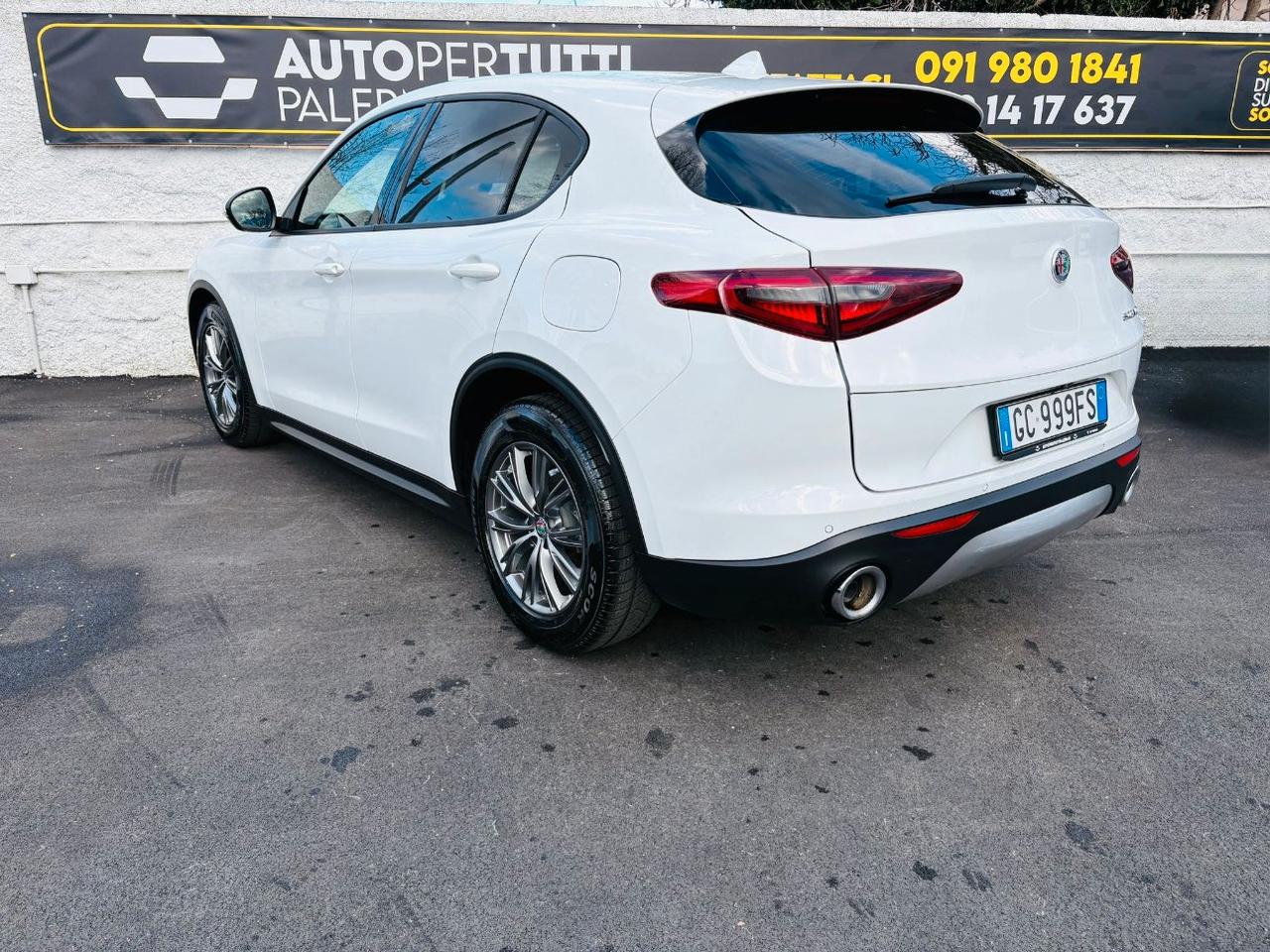 Alfa Romeo Stelvio 2.2 t Business rwd 160cv auto
