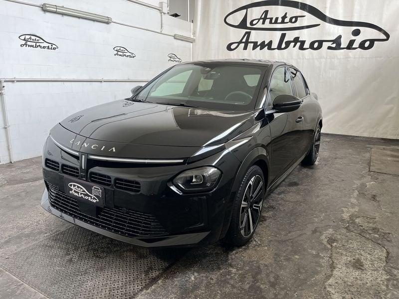 Lancia Ypsilon Ypsilon Hybrid e-DCT LX TUA DA 249,00 AL MESE