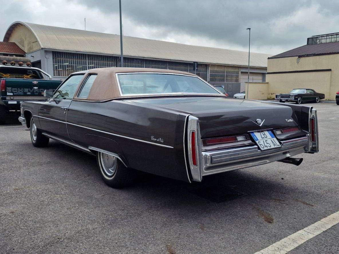 Cadillac Deville 1975