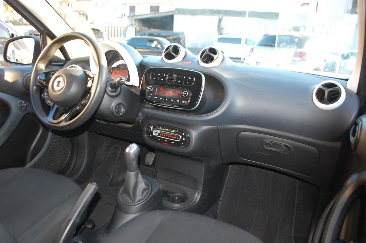 Smart ForFour 1.0 Urban 71CV Lega Clima USB