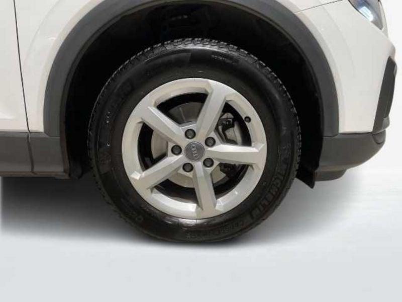 Audi Q2 I 2021 30 2.0 tdi Business s-tronic