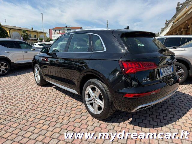 AUDI Q5 2.0 TDI Sport QUATTRO S tronic