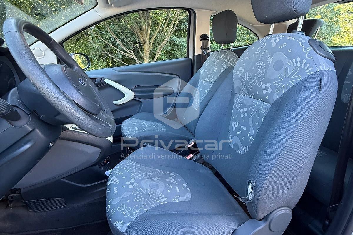 FORD Ka+ 1.2 8V 69CV Titanium