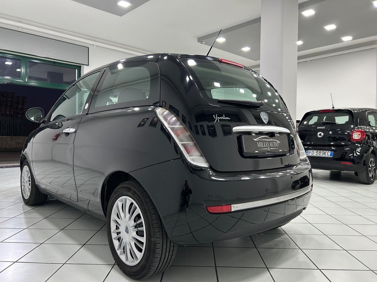 Lancia Ypsilon 1.4 Platino Ecochic GPL