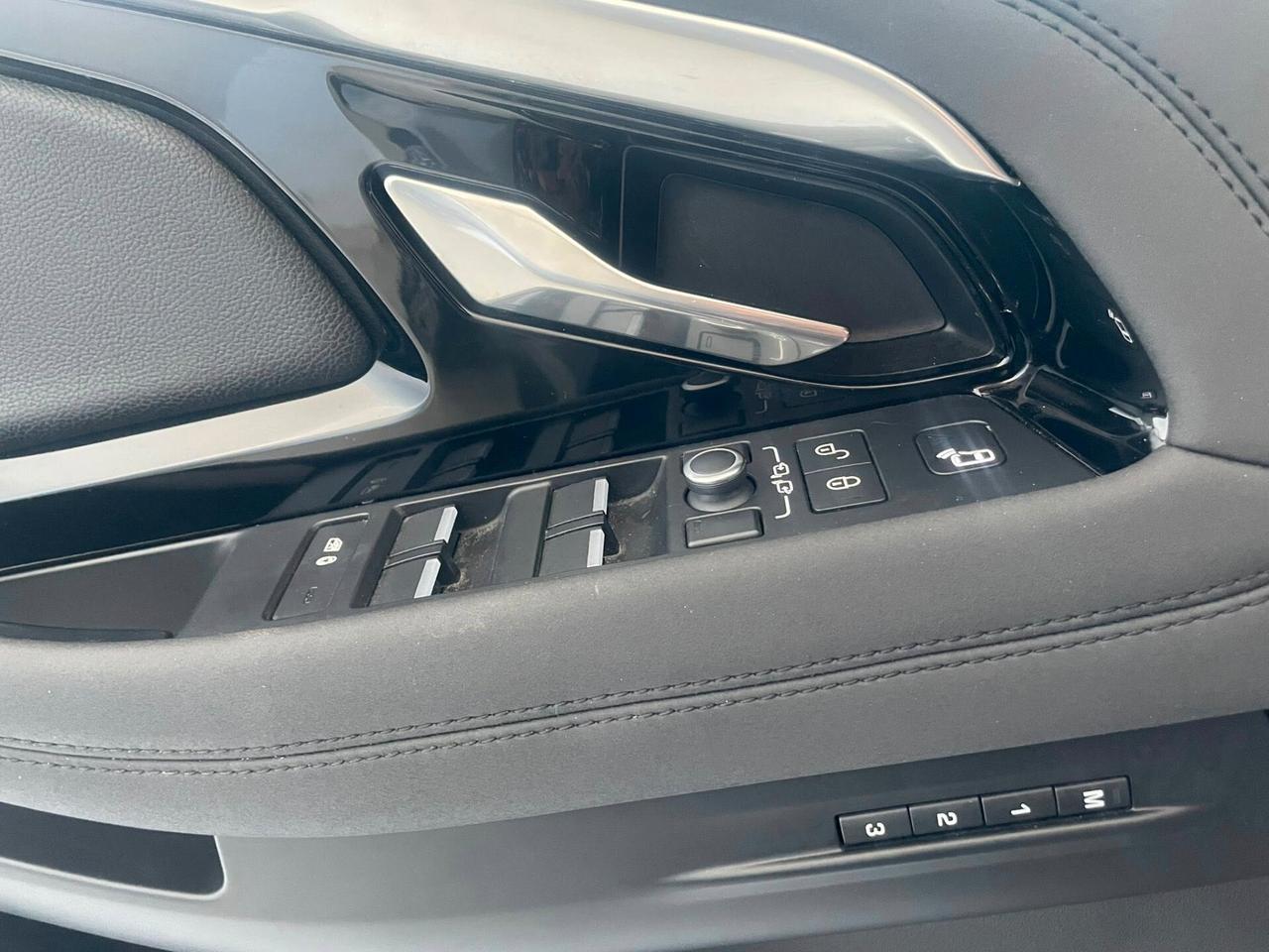 Land Rover Range Evoque 2.0D I4-L.Flw 150 CV R-Dynamic