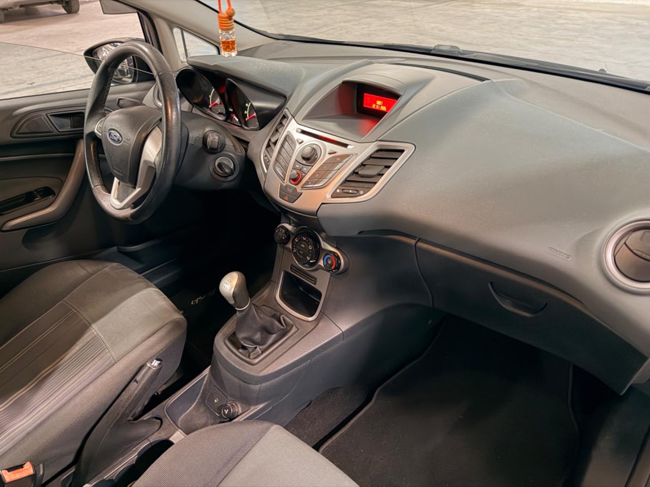 Ford Fiesta 1.2 82 CV 5 porte Titanium