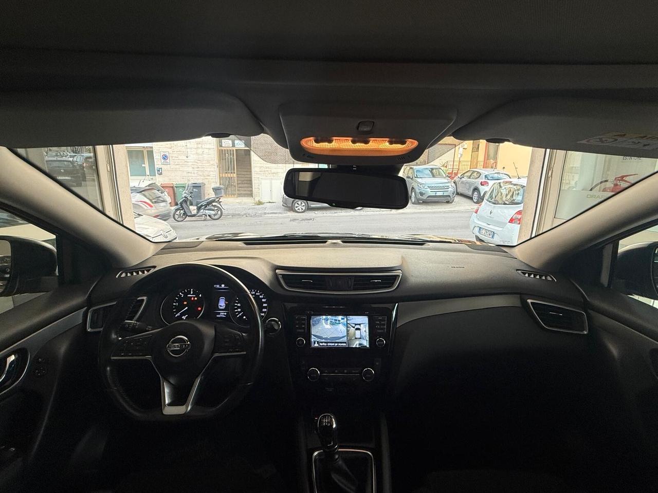 Nissan Qashqai 1.5 dCi N-Connecta