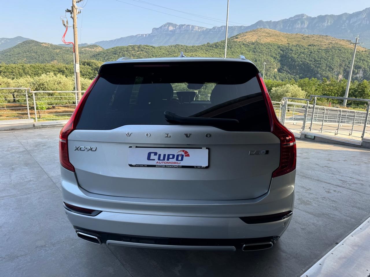 Volvo XC 90 XC90 D5 AWD Geartronic R-design