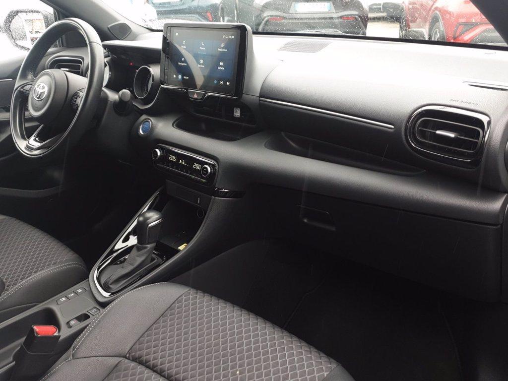 TOYOTA Yaris 1.5h style del 2022