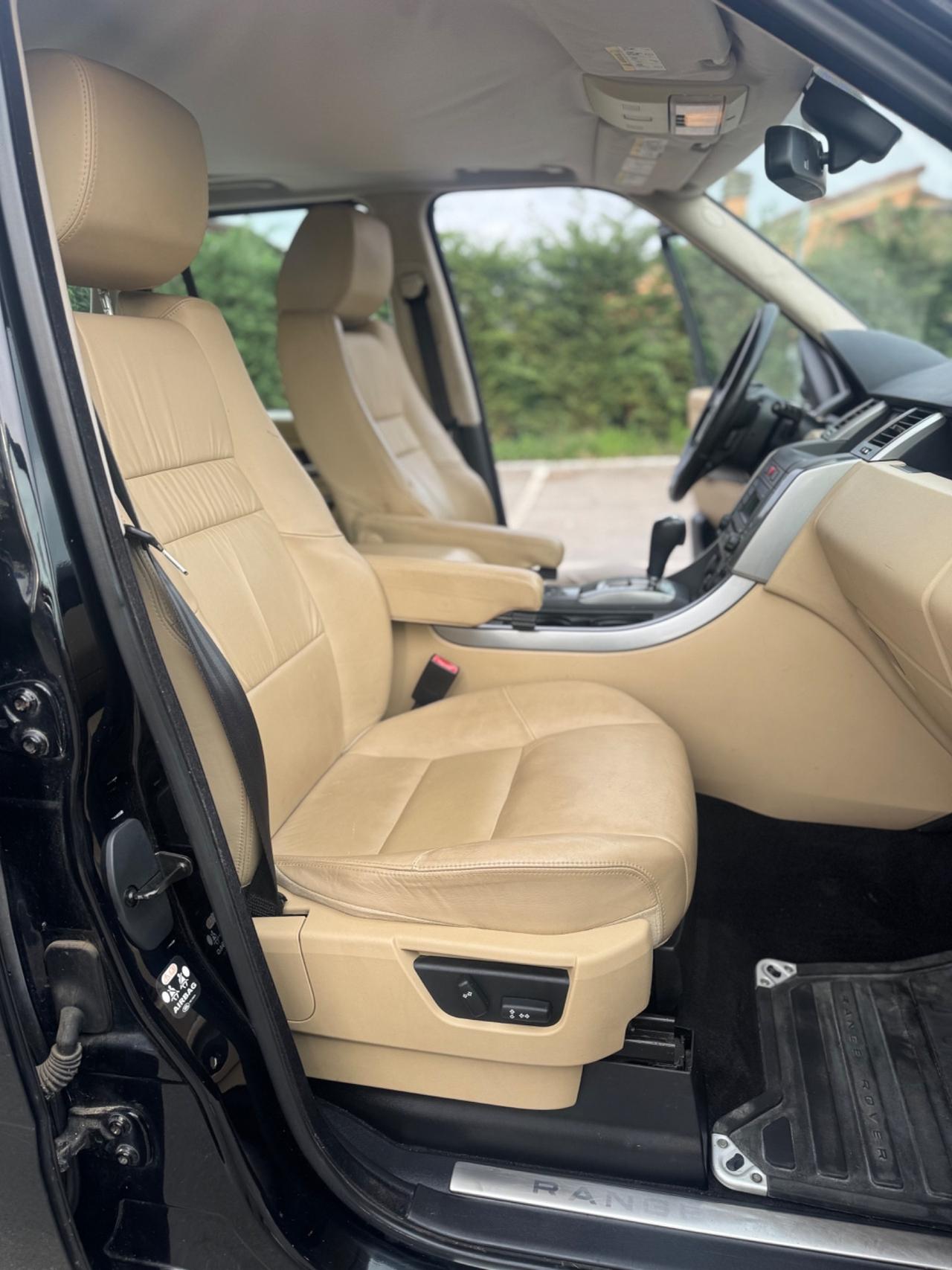 RANGE ROVER SPORT 2.7 TDV6 HSE 179.000 KM